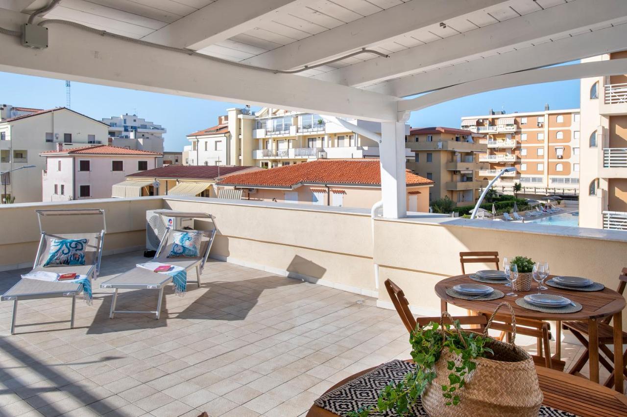 Pufferfish Apartment With Private Terrace Alghero Zewnętrze zdjęcie