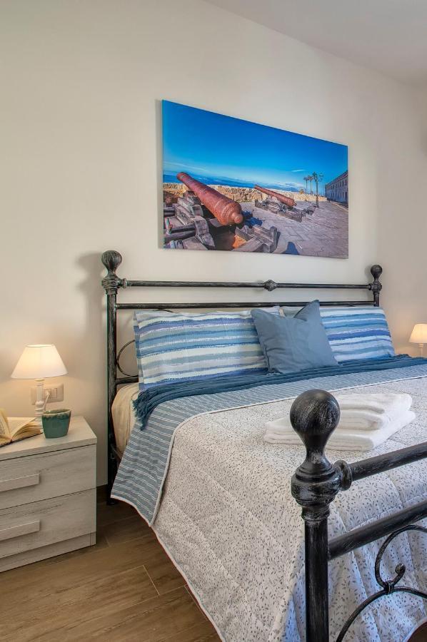 Pufferfish Apartment With Private Terrace Alghero Zewnętrze zdjęcie