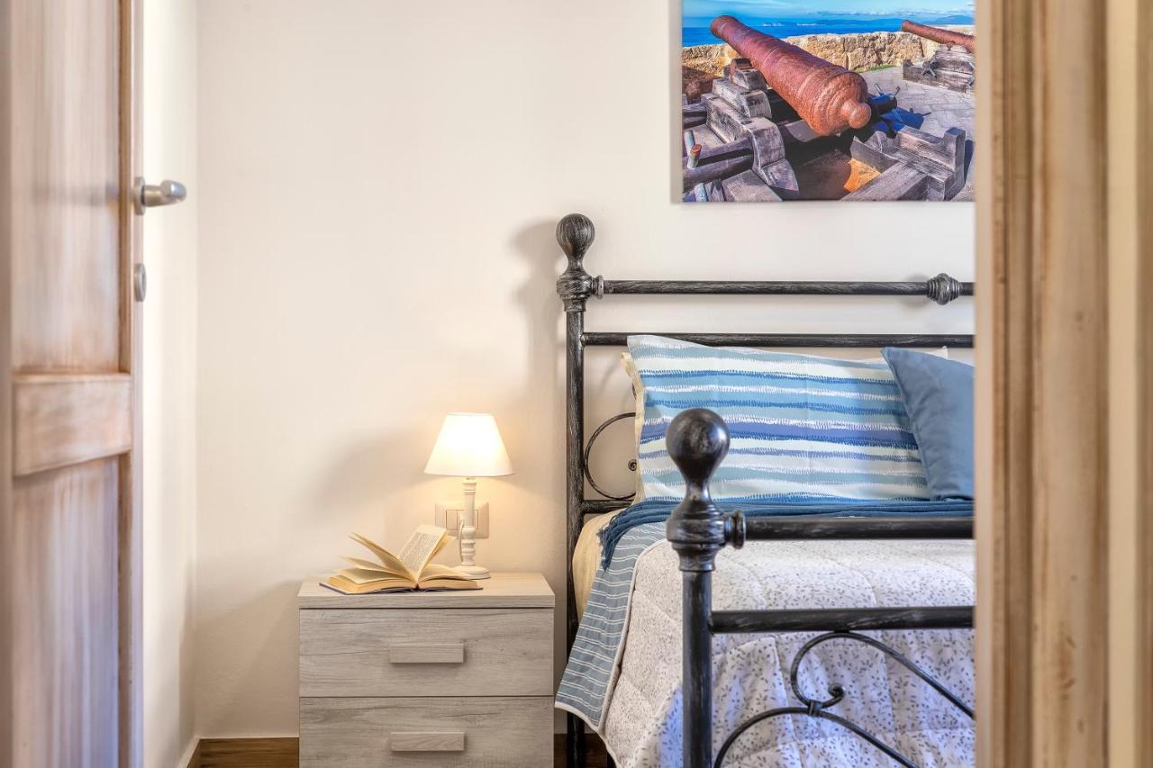 Pufferfish Apartment With Private Terrace Alghero Zewnętrze zdjęcie